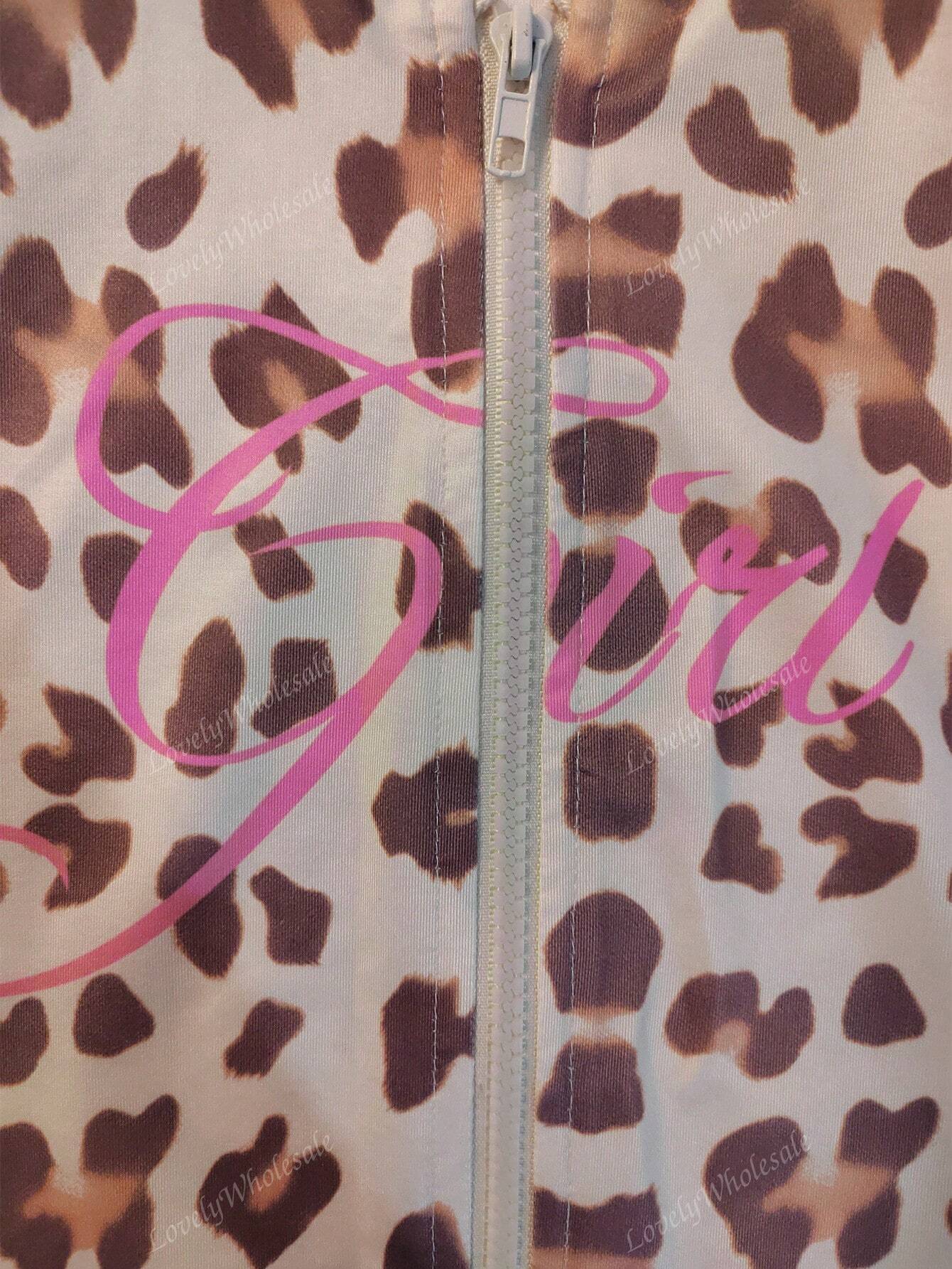 Lovelywholesale Women Cute Hooded Long Sleeved "That Girl" Letter Leopard Print Zipper Jacket and Flared Pants for Spring