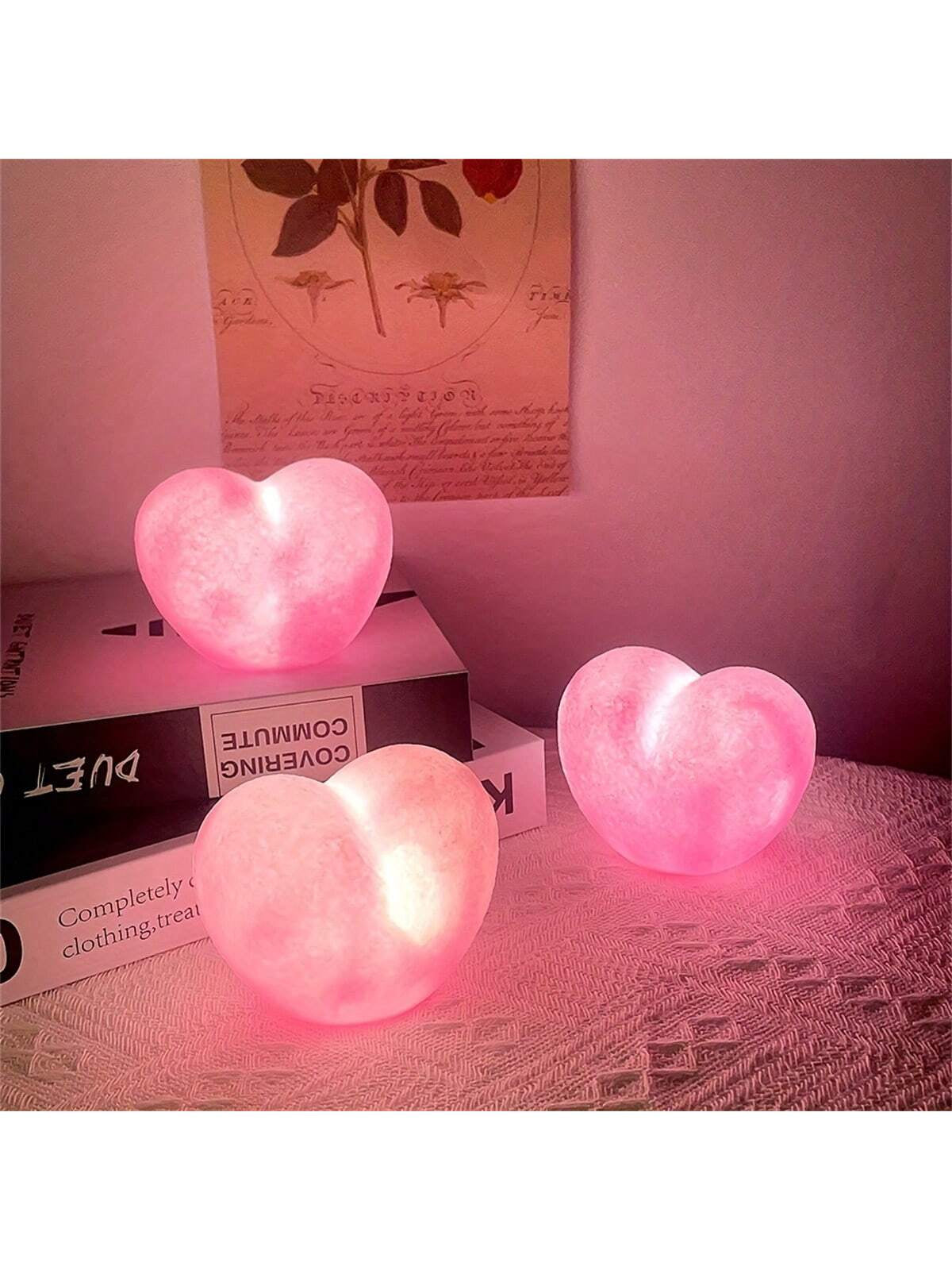 1Pc Cute Love Night Light for Girls, Atmosphere Bedside Lamp Eye-Catching Creative Heart-Shaped Night Light, Portable Glowing Birthday Valentine'S Day Gift Heart Type Night Light Pink Birthday Gifts Graduation