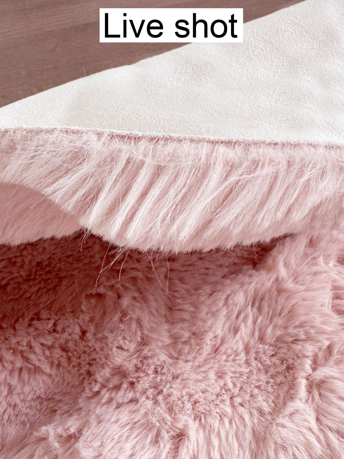 1Pc Plush Rectangular Soft Pink Carpet, Made of Fluffy Fleece Fabric, Cozy and Cute, Suitable for Bedroom, Living Room, Study, and Other Household Areas