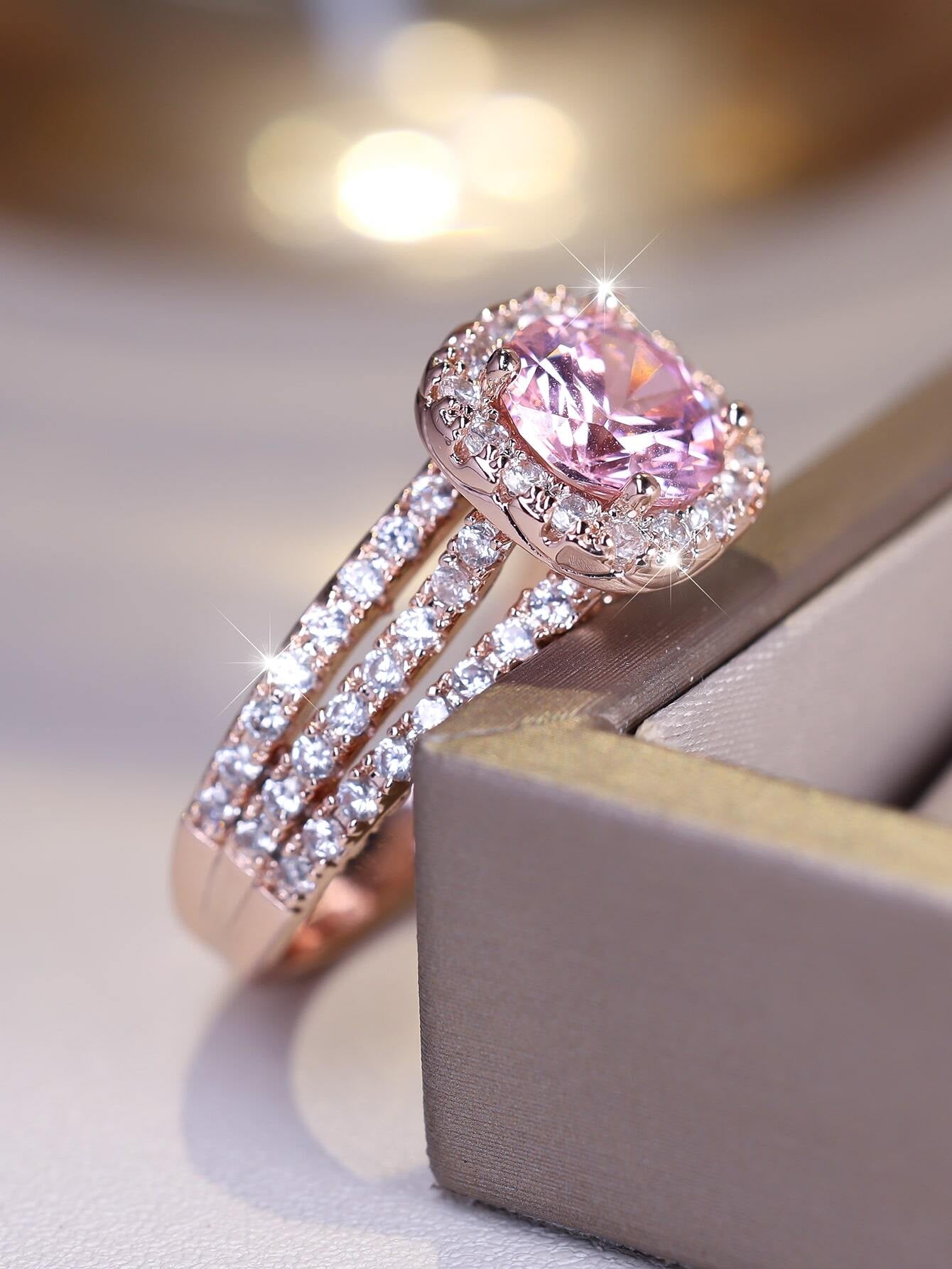 Vanel a Gorgeous Four-Prong Set Ultra-Shiny round Pink Cubic Zirconia Decorative Ring, Suitable for Women'S Daily Wear, Party and Date Wear, Perfect Date Gift